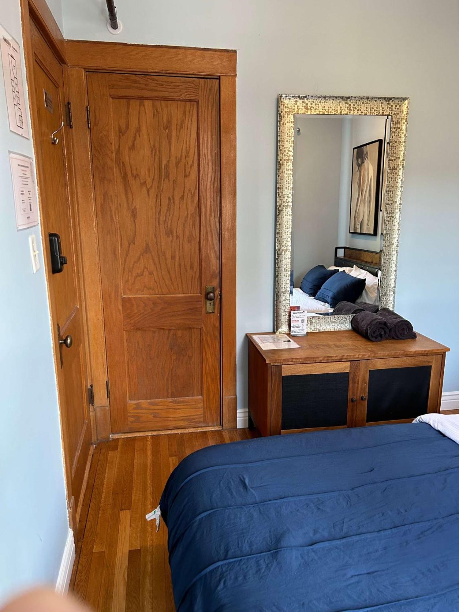 Blue Room In Dorothy'S Bnb Chicago Eksteriør bilde